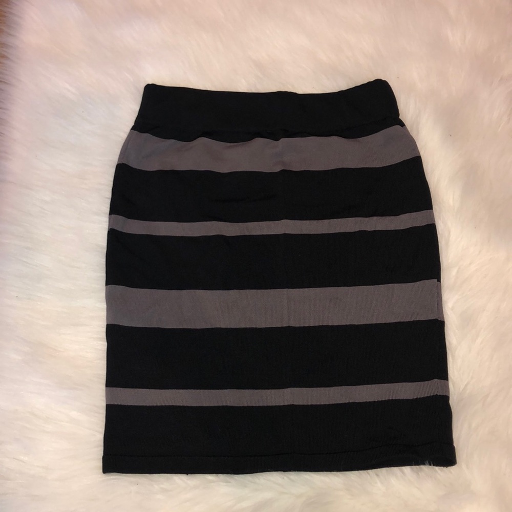 NWT ‼️ Bodycon Skirt